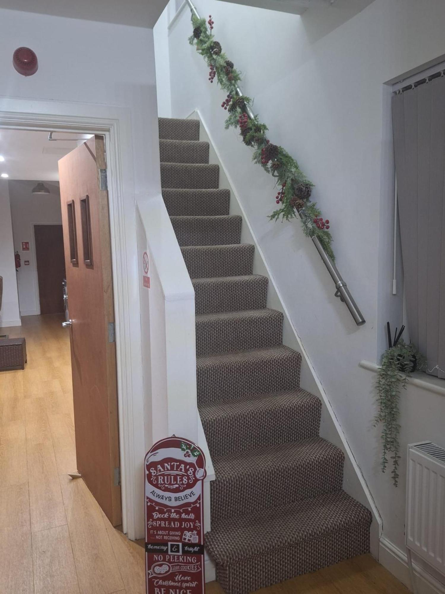 Heartland House, 7 Spacious Bedrooms Sleeps 4 Plus, Near Nec, Jlr,bhx Holiday home *
