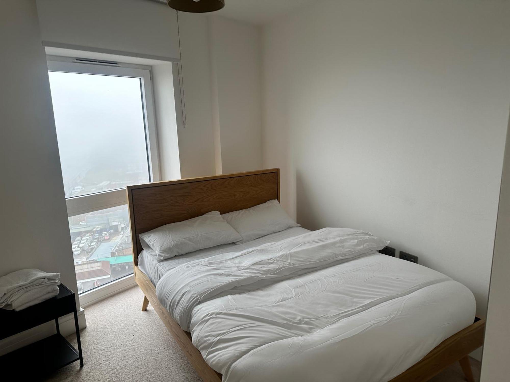 - Cozy 2 Bed - Sleeps 4 Apartment *