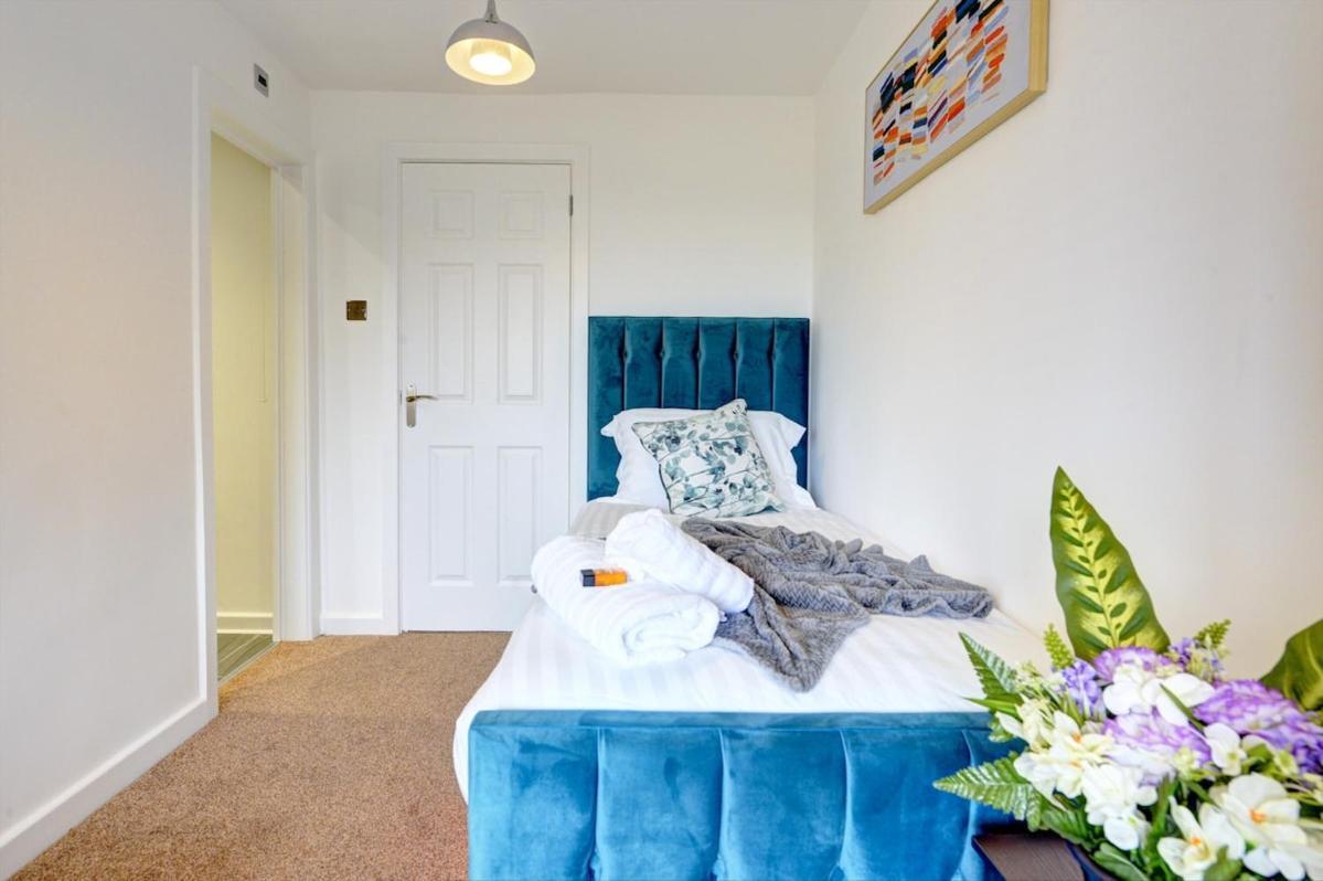 Luxurious For Long Term Holiday home *