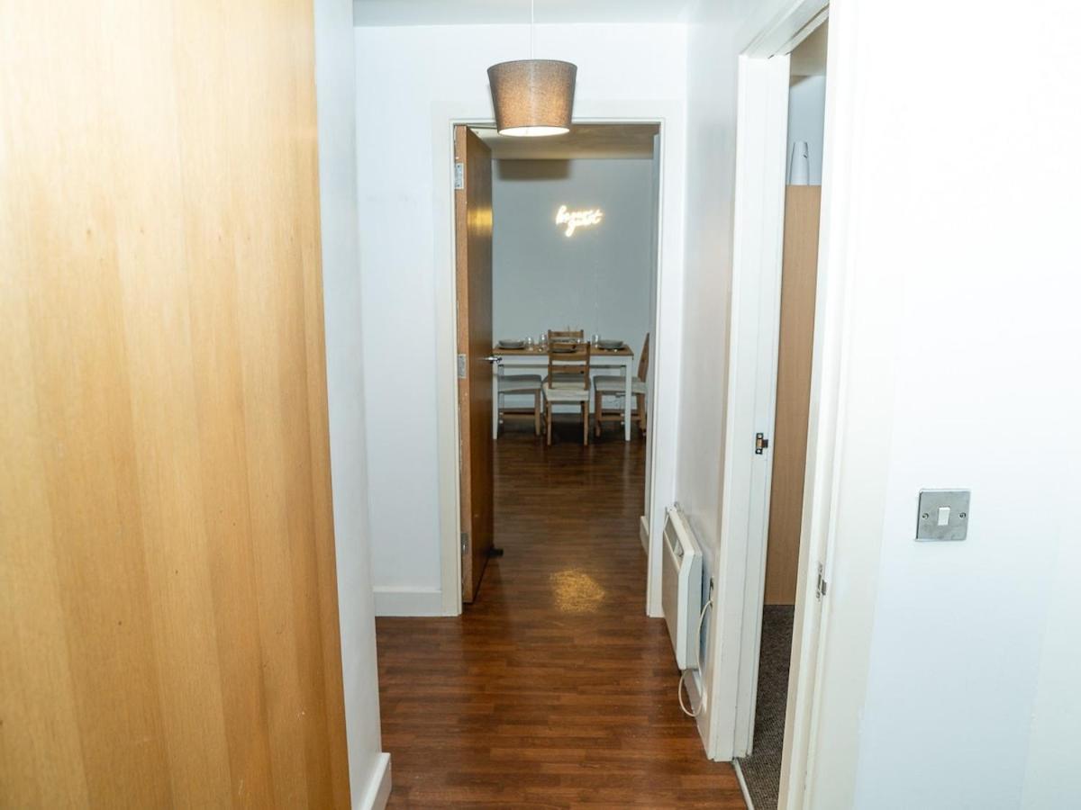 Casa Luxe 2 Bed Centre Free Parking & Outdoor Patio