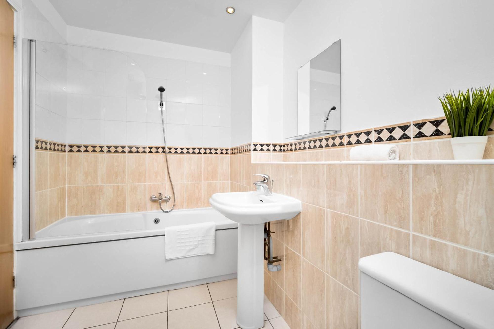 Apartment Luxury 2 Bedroom - Secure Parking - Jq - Pet Friendly 1la *