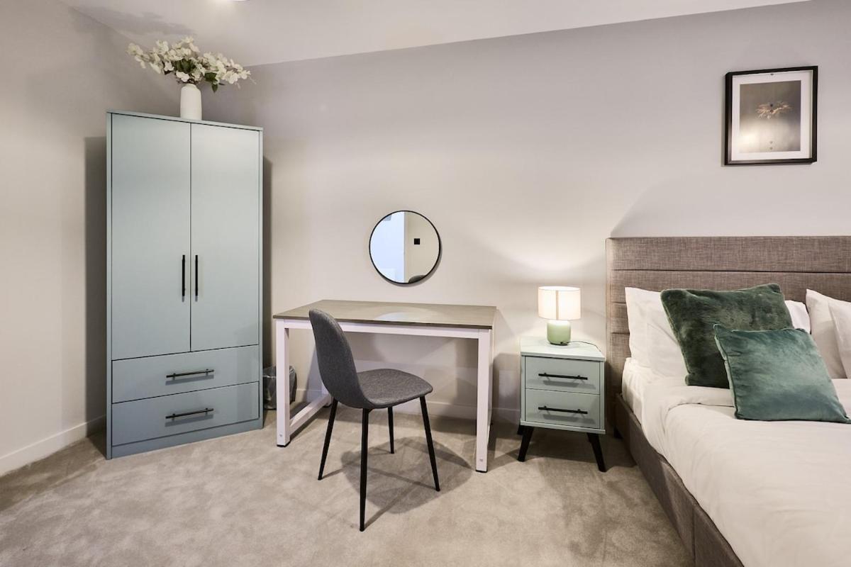 Apartment Stylish 1 Bedroom In *