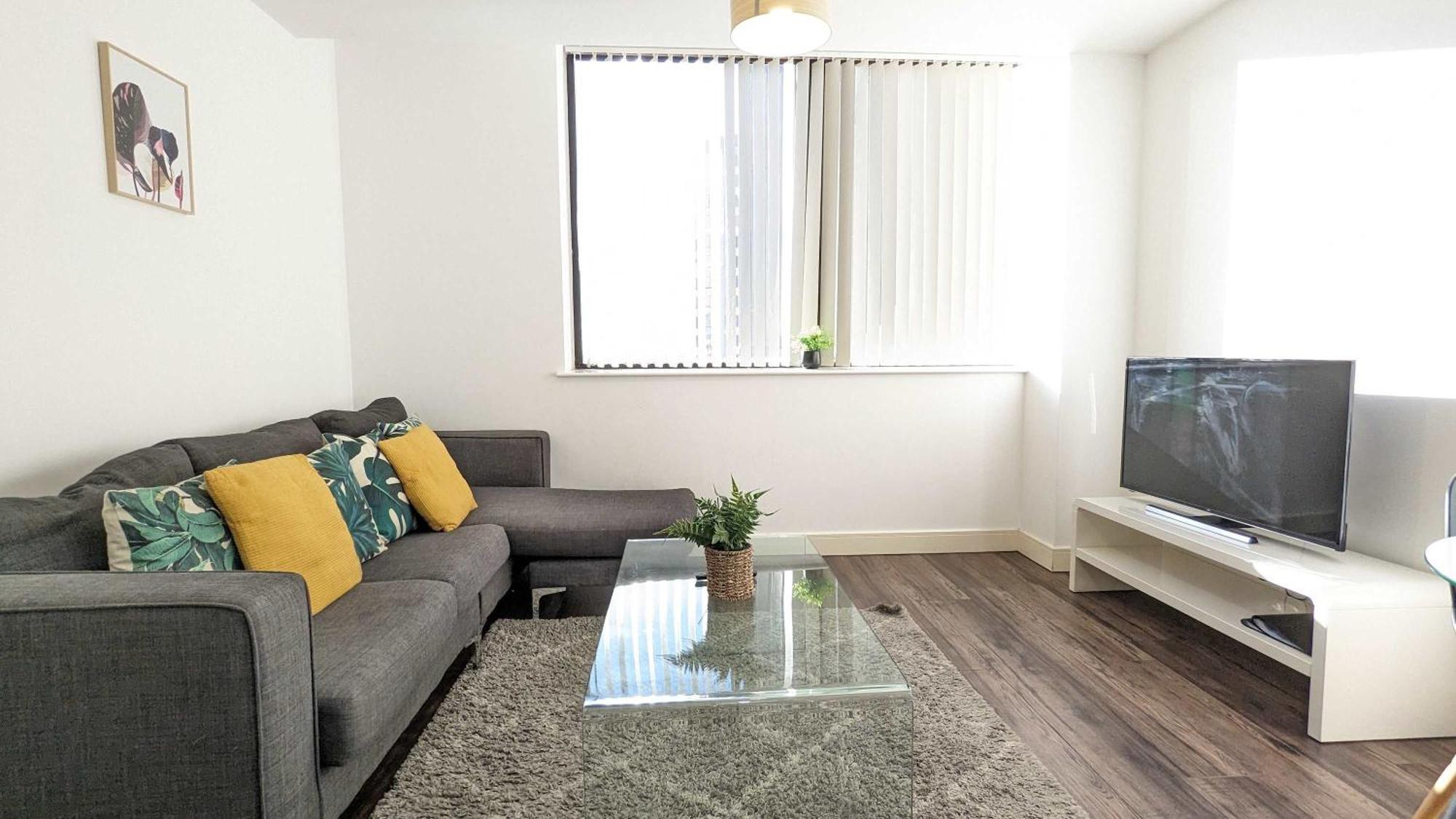 Apartment Modern 1 Bed In Bmh - Good Fit For Business Traveller *