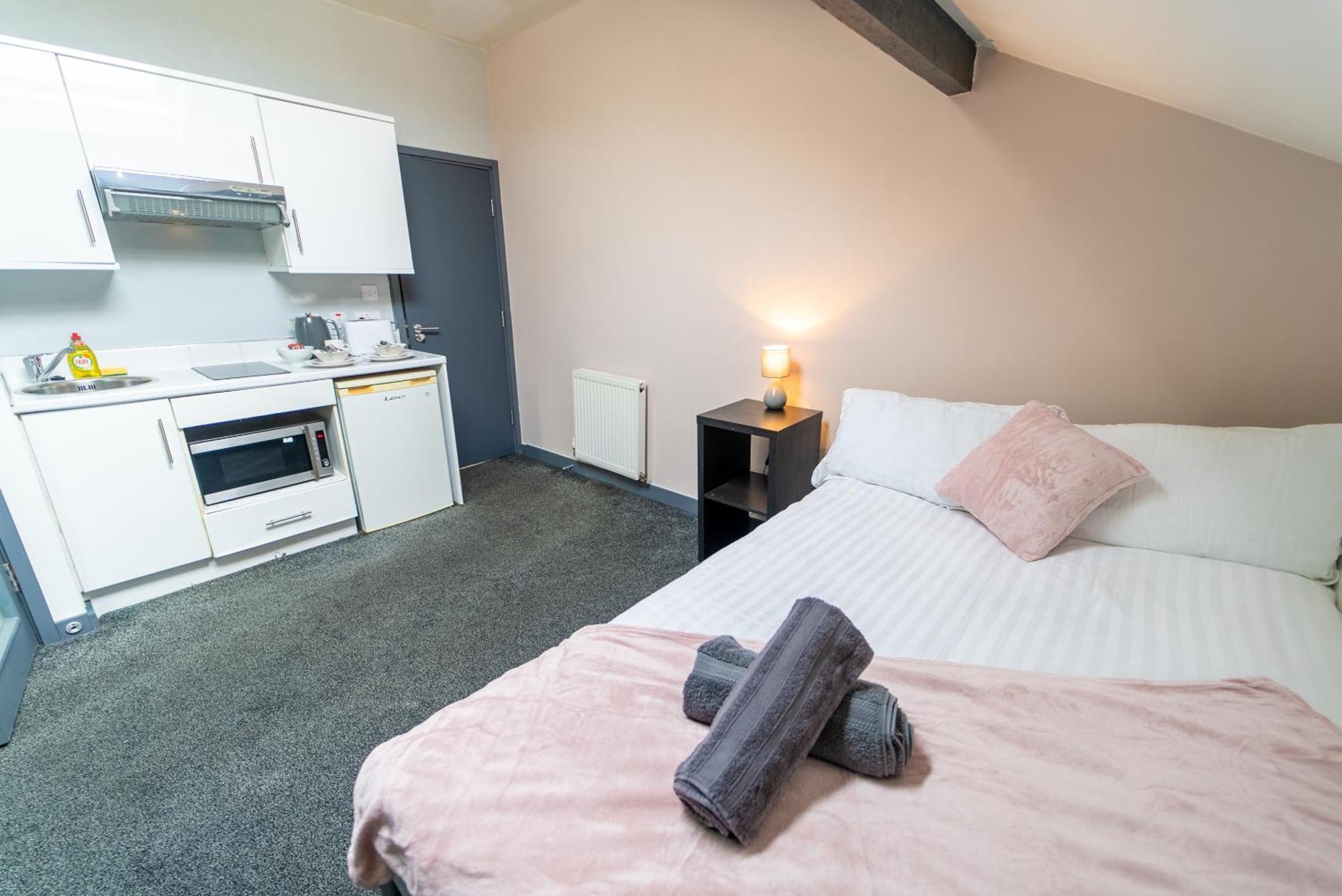 Equipped Compact Next To Uob And Qe Hospital! Apartment Birmingham