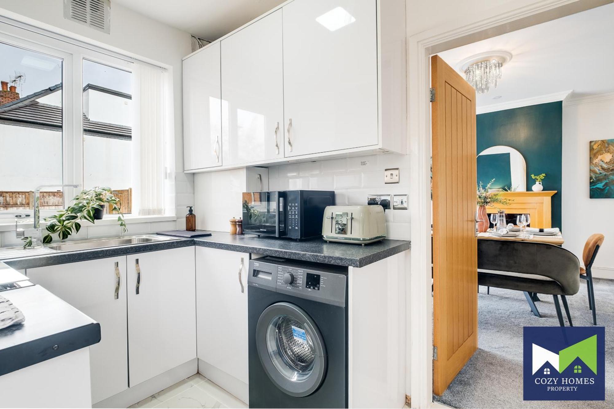 Holiday home Modern-family-contractors-netflix-fast Wifi-private Parking-nec-hs2-jlr