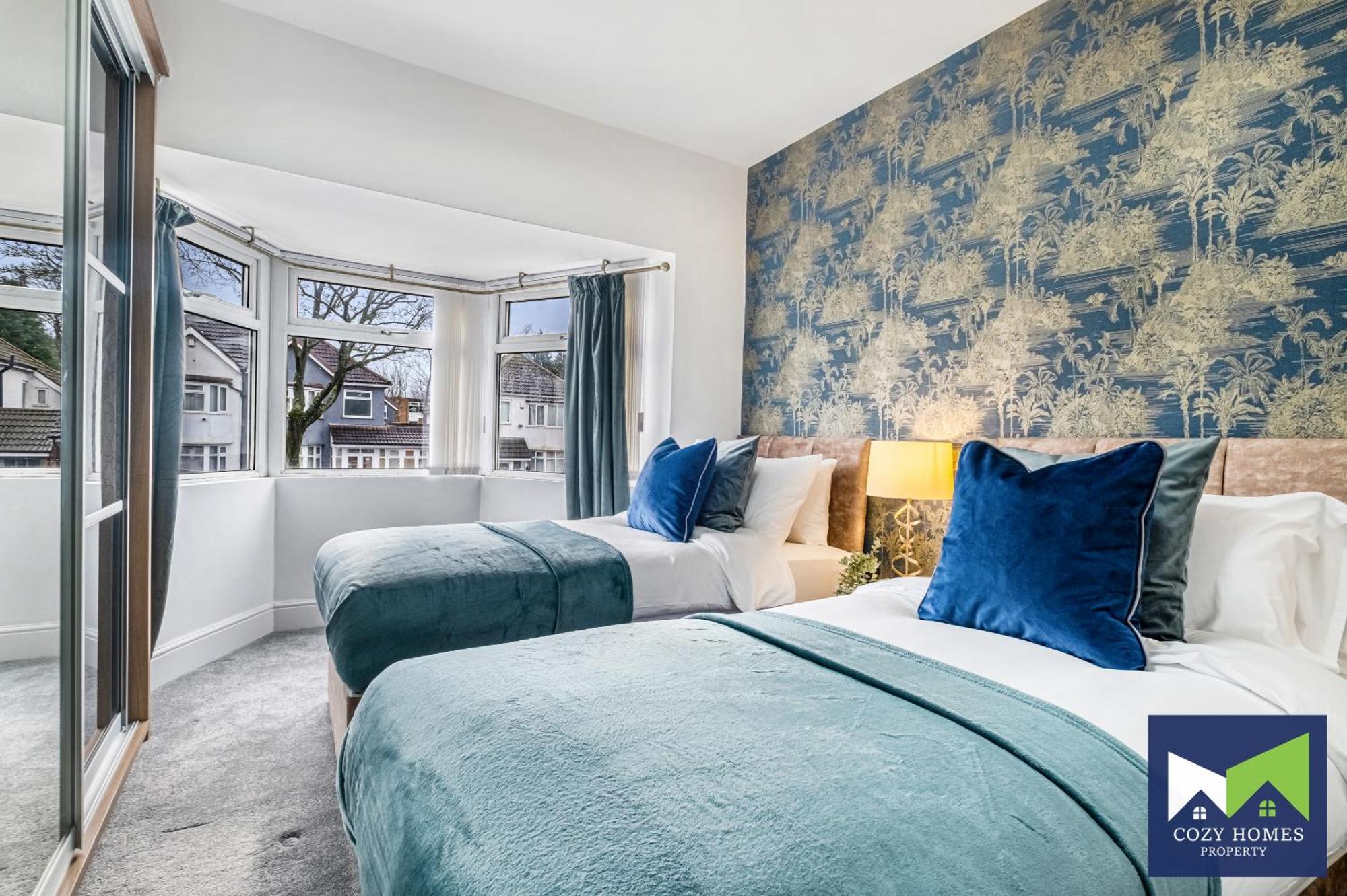 Holiday home Modern-family-contractors-netflix-fast Wifi-private Parking-nec-hs2-jlr Birmingham