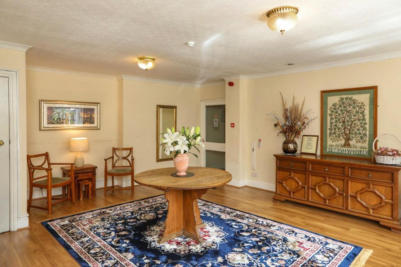 Lodge Westbourne Birmingham