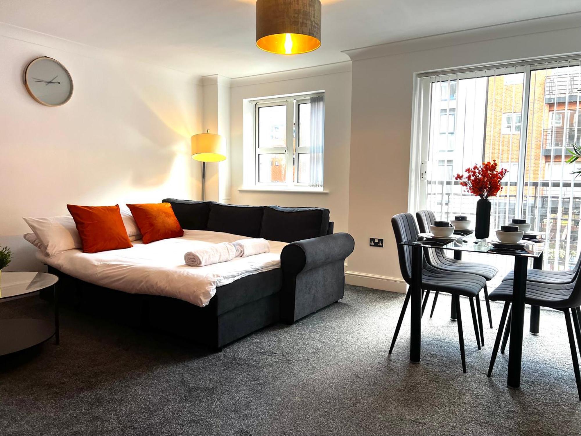 City Centre Gem - Stylish 1 Bedroom Stay Apartment *