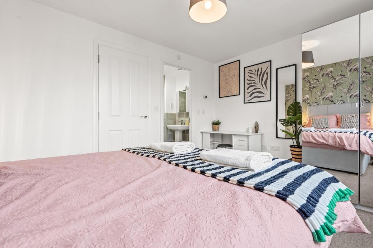 Holiday home 28 Luxury 5bdr House Sleeps 11 Bham Cc Parking