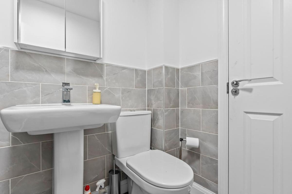 28 Luxury 5bdr House Sleeps 11 Bham Cc Parking Holiday home *