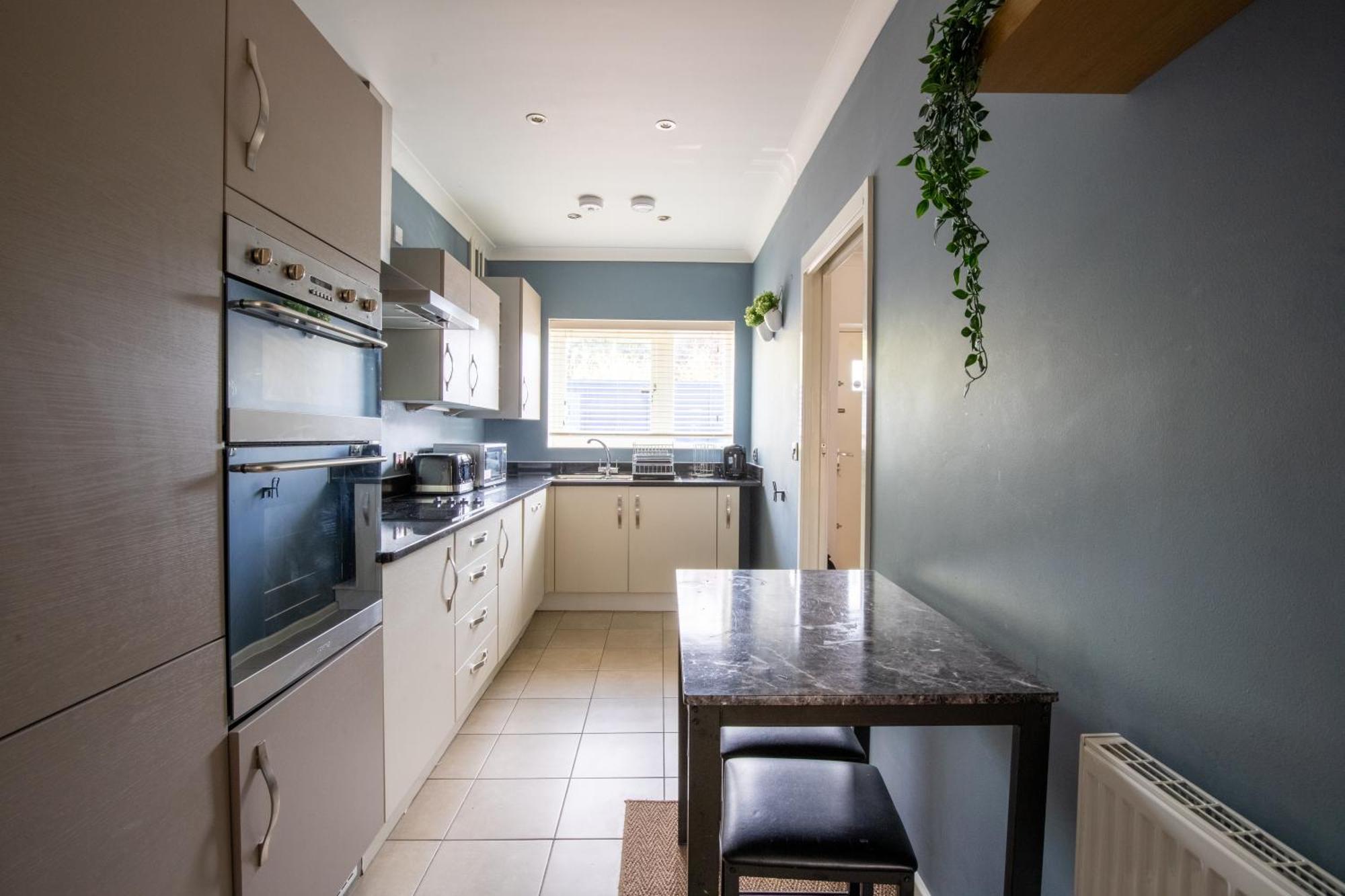 Cosy 3-bed House Near Edgbaston Cricket Ground & Centre Apartment