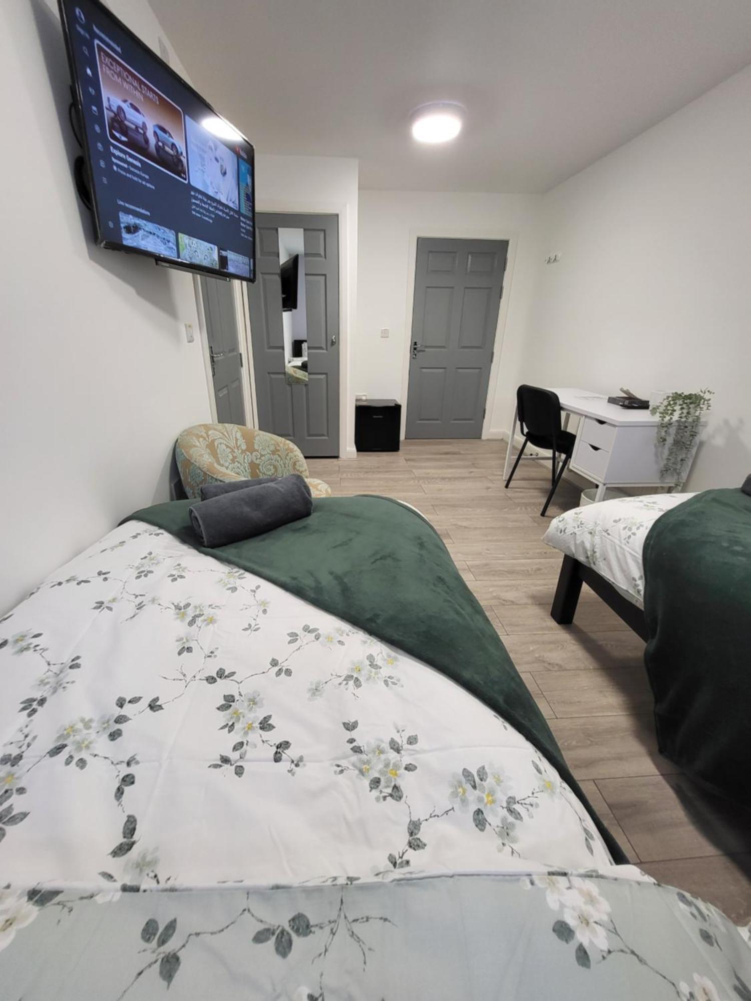Prime Retreats - Flynn House Hostel