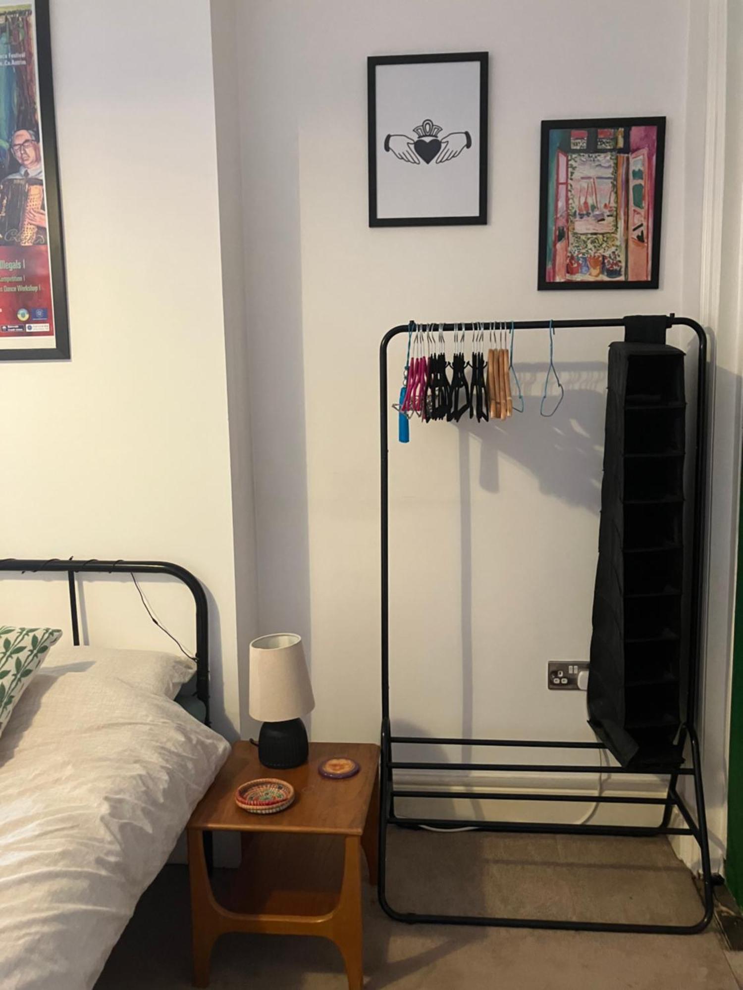 Homestay Ensuite Victorian Double, Excellent Transport Links To Bham