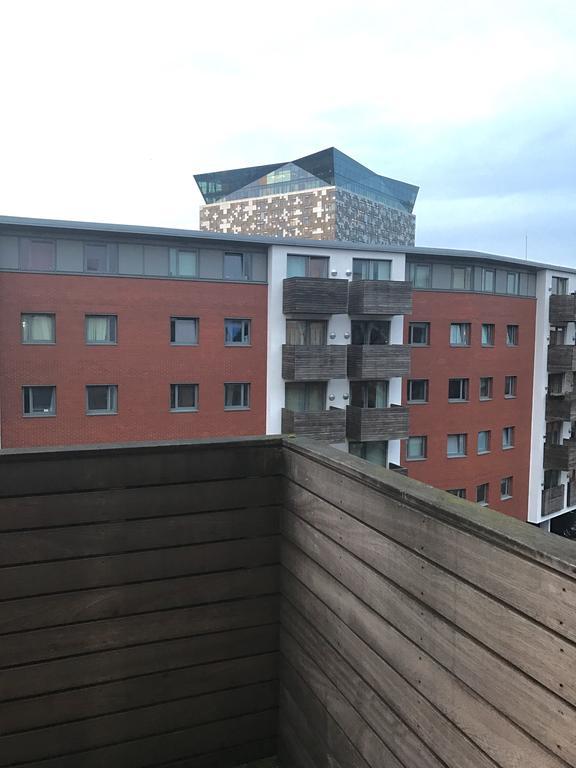 Skyline Apartments *