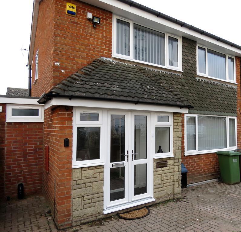 Holiday home Staynec Moat House Birmingham - For Company, Contractor And Leisure Stays - Nec, Hs2, Jlr, Airport Birmingham