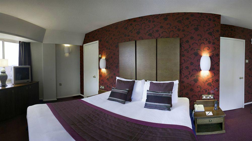Copthorne 4*