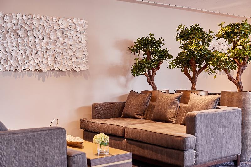 Park Regis Hotel 4*