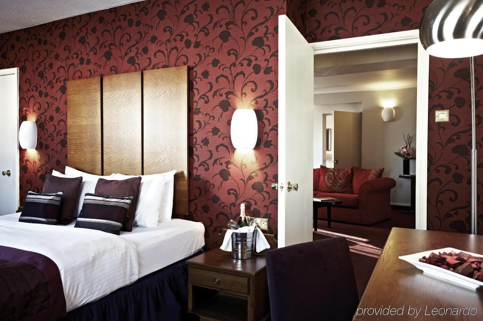 Copthorne 4*
