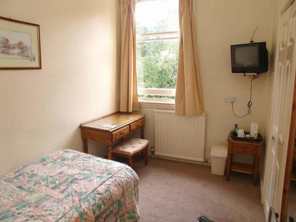 Guest house Awentsbury Near 2*