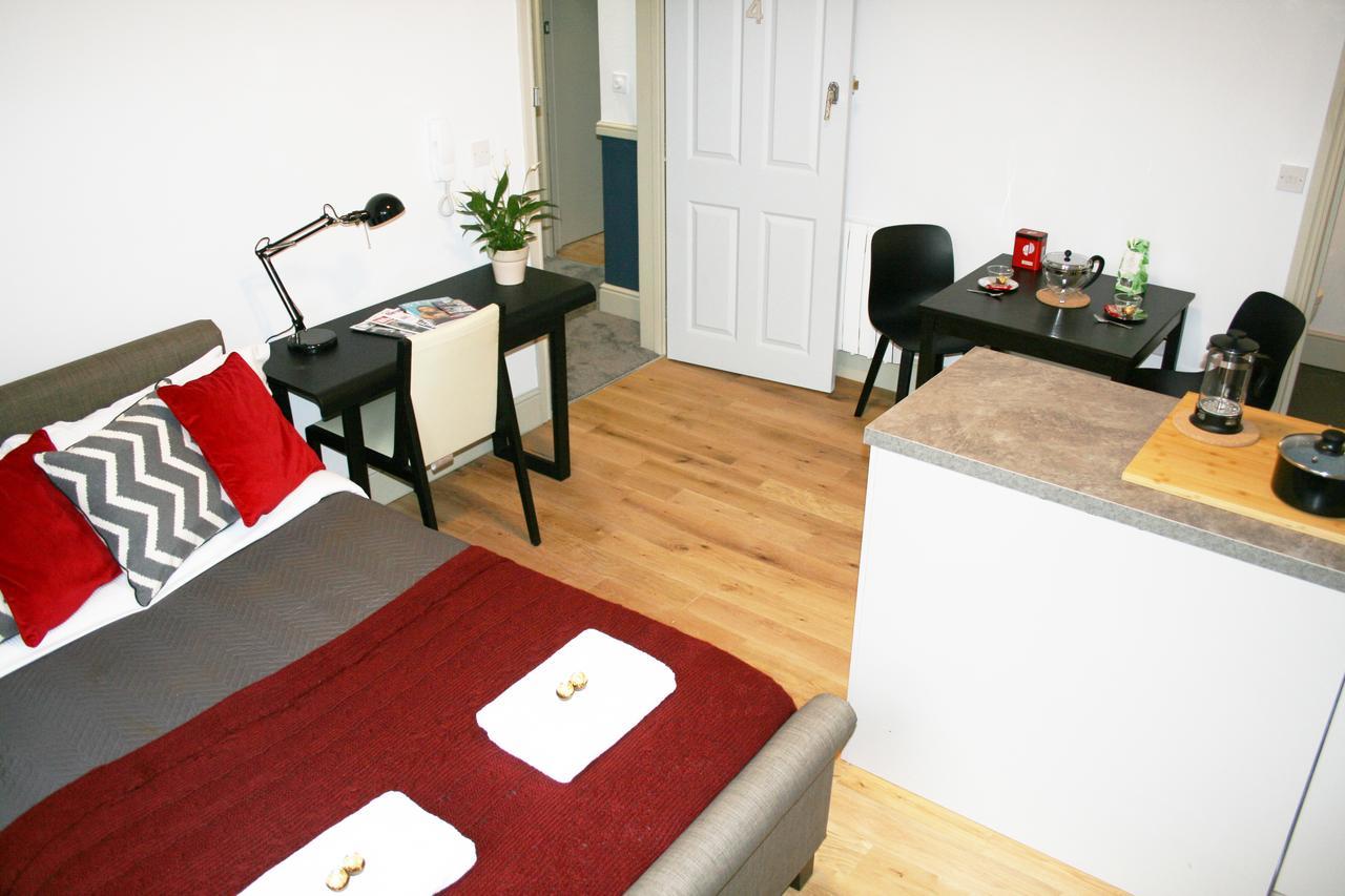 Charming Executive Apartment *