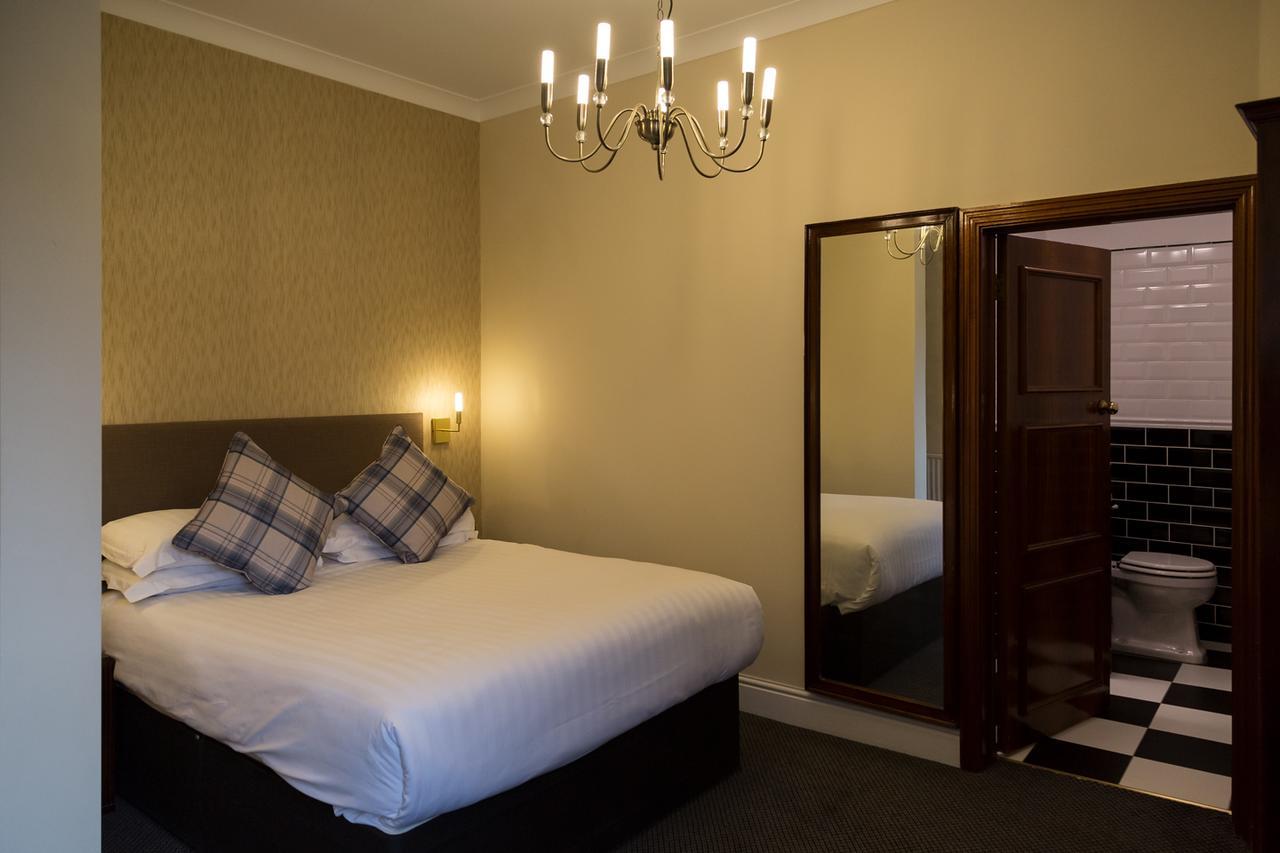 Western Plough And Harrow 4*