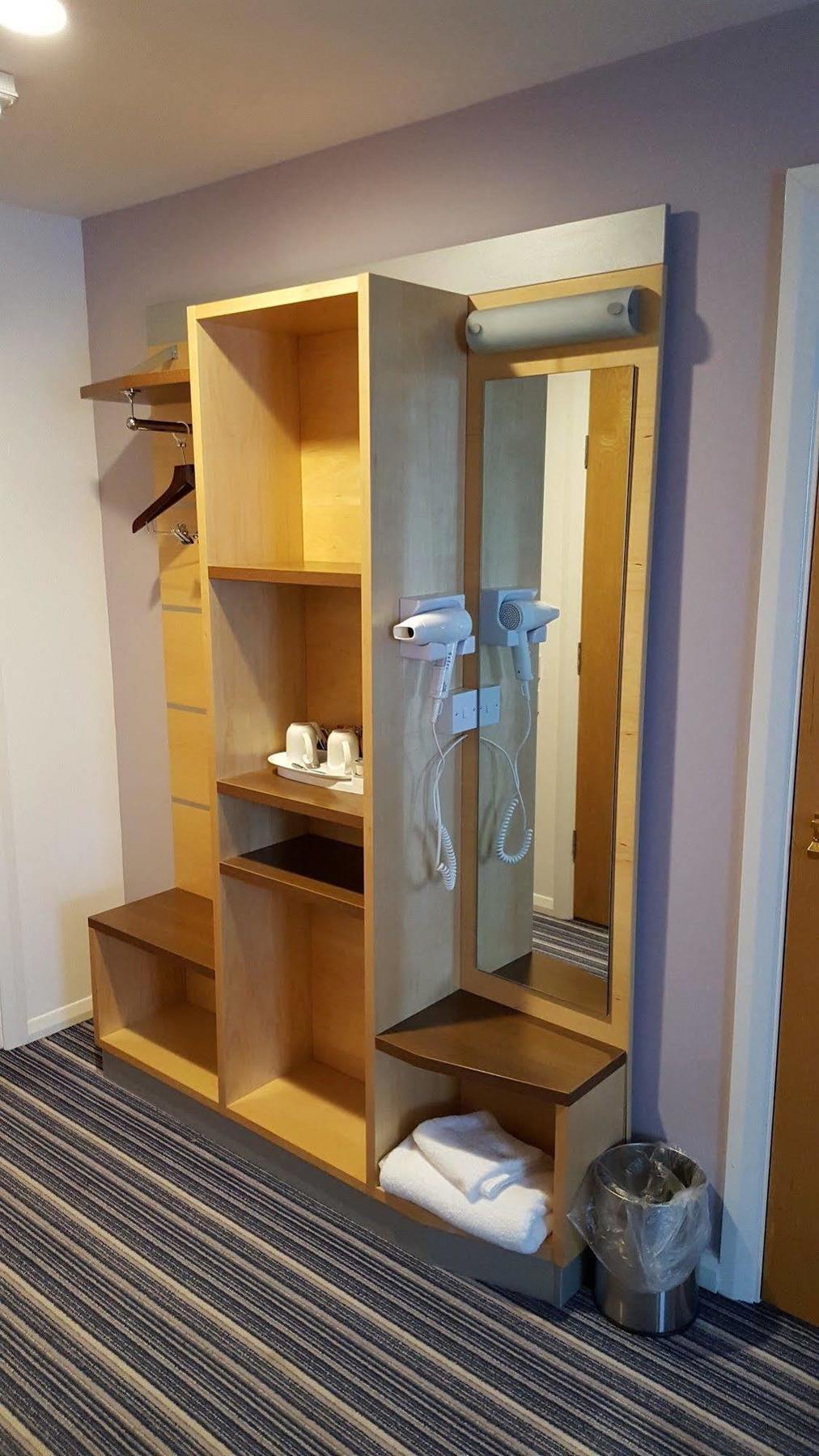 Express - Castle Bromwich, An Ihg 3*