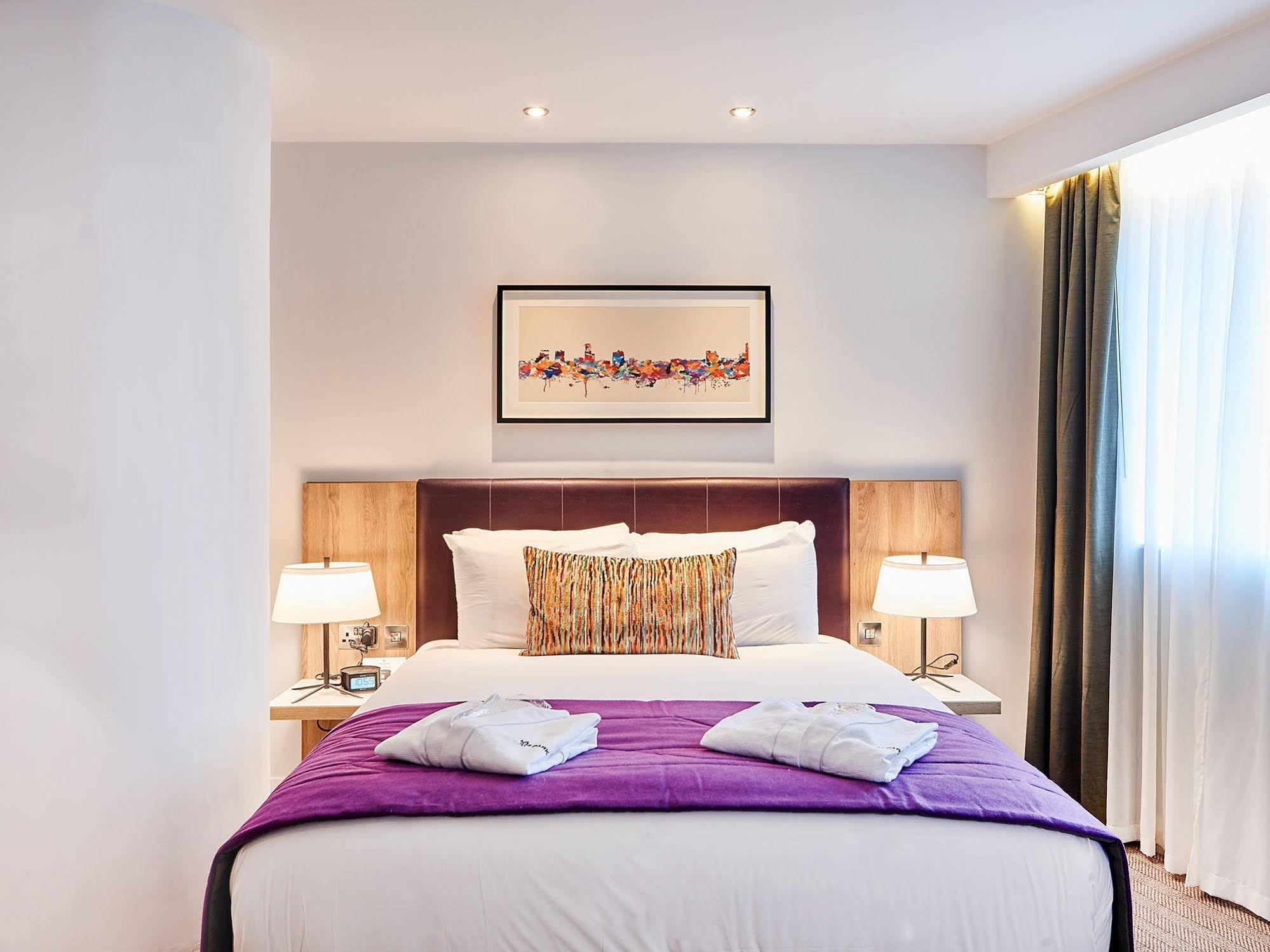Hotel Park Regis
