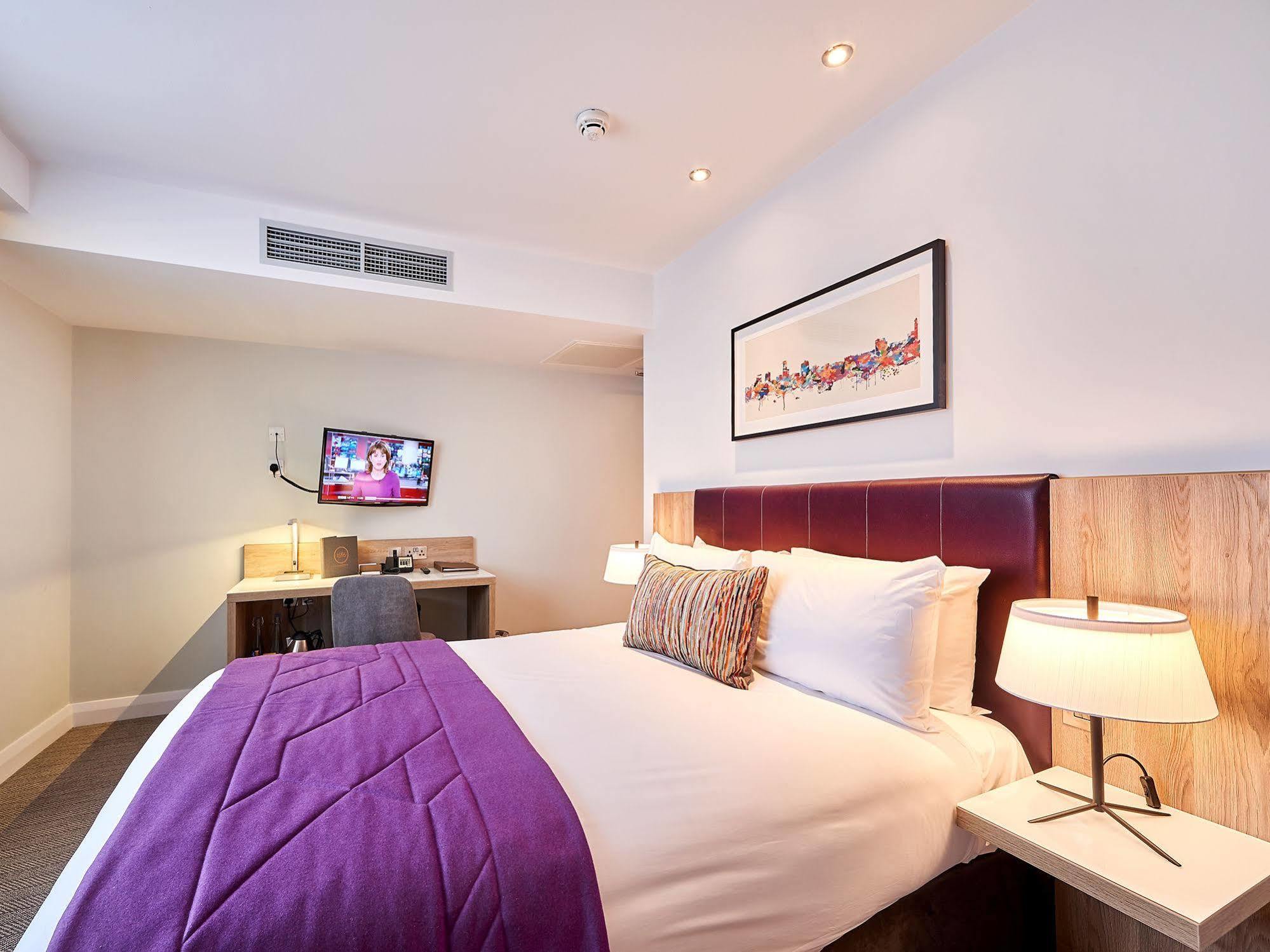 Park Regis 4*