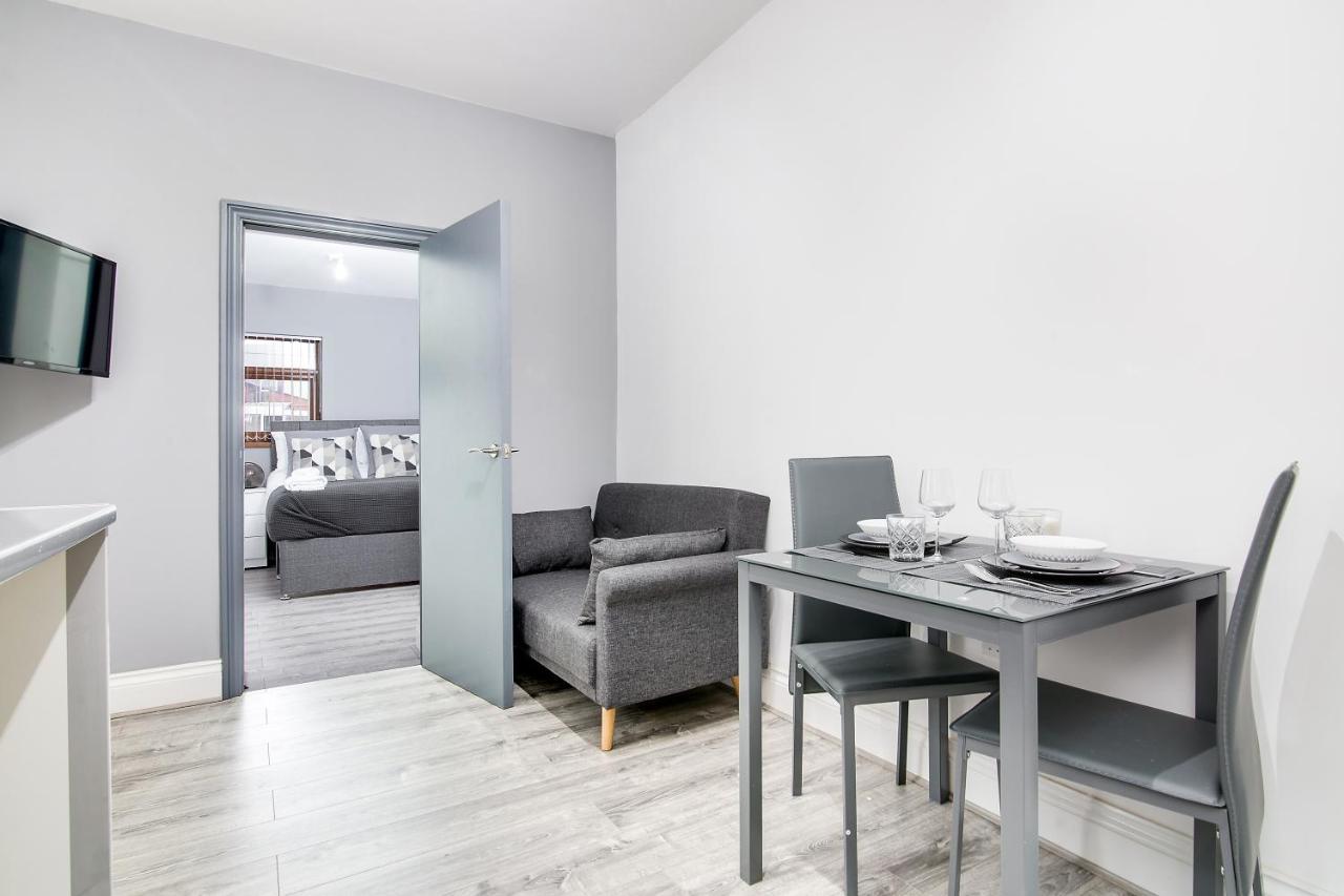 Apartment Modern Rotton Suites *