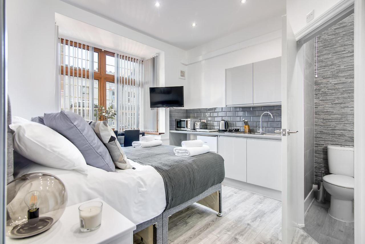 Modern Rotton Suites Apartment Birmingham