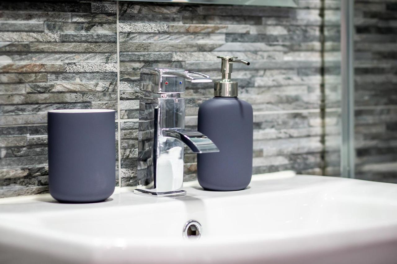 Modern Rotton Suites Birmingham