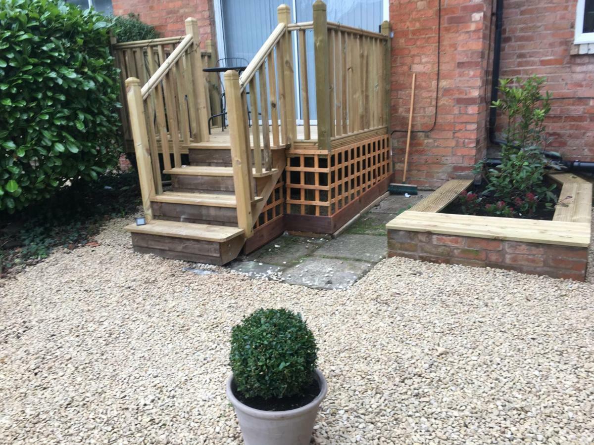 Moseley Mews Village Suites Apartment *