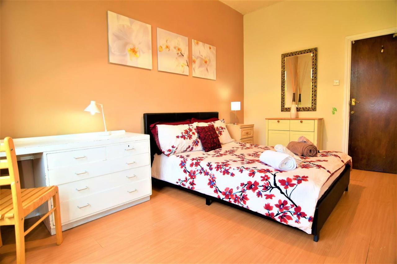 Homestay Manu'S Place Shared Apartments *