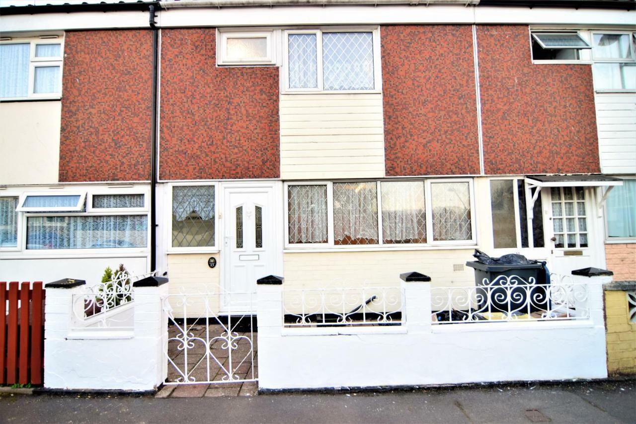 Holiday home The Chinatown - Private Garden, Netflix, Bbq & Bar Birmingham
