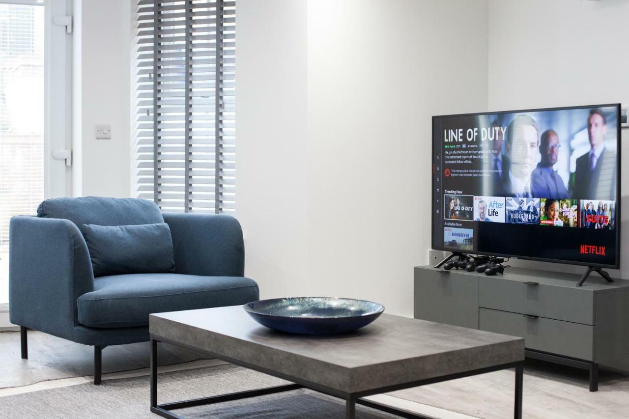 Montague House Serviced *