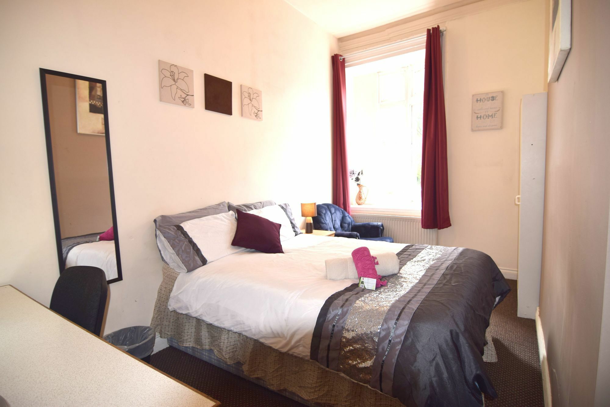 Homestay Manu'S Place Shared Apartments *
