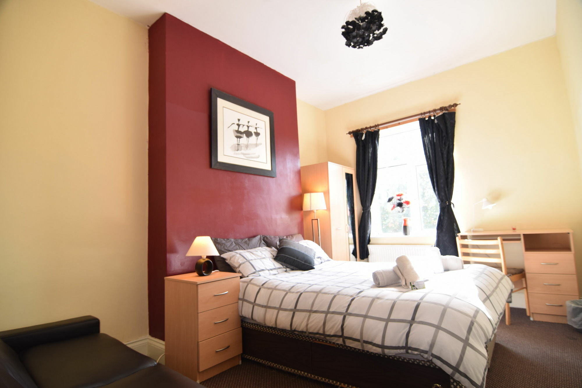 Manu'S Place Shared Apartments * Birmingham