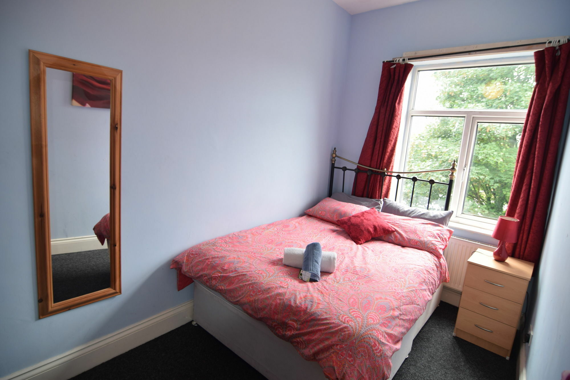 Manu'S Place Shared Apartments * Birmingham