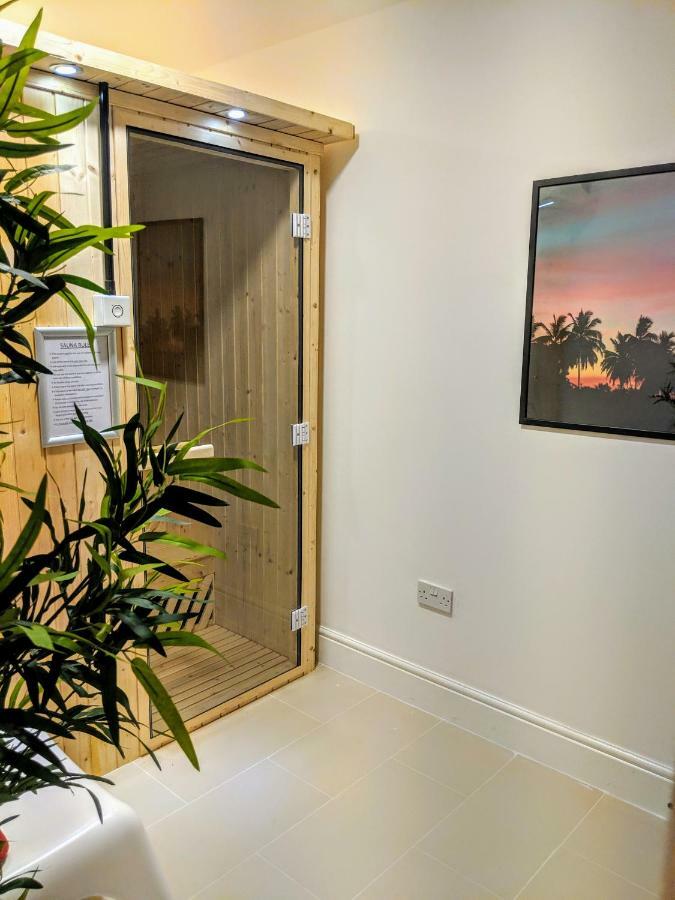 Hilux Apartment Birmingham