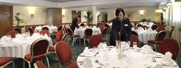 Hotel The Royal Angus Birmingham