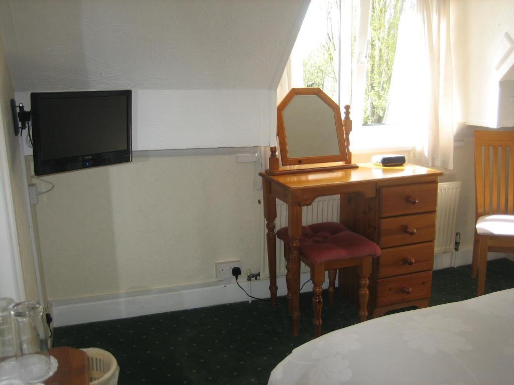 Gables Nest Bed & Breakfast