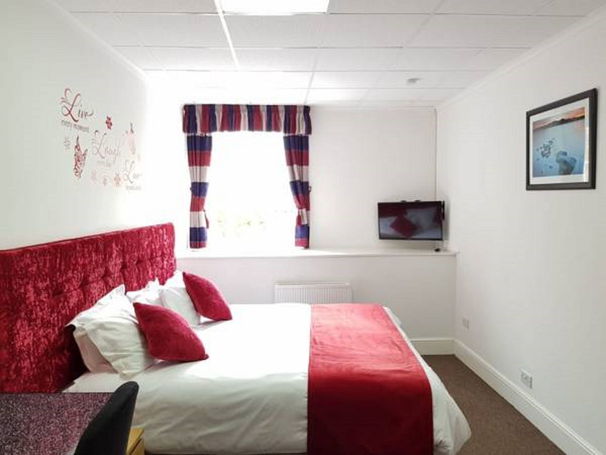 Lanchester House- Guest house
