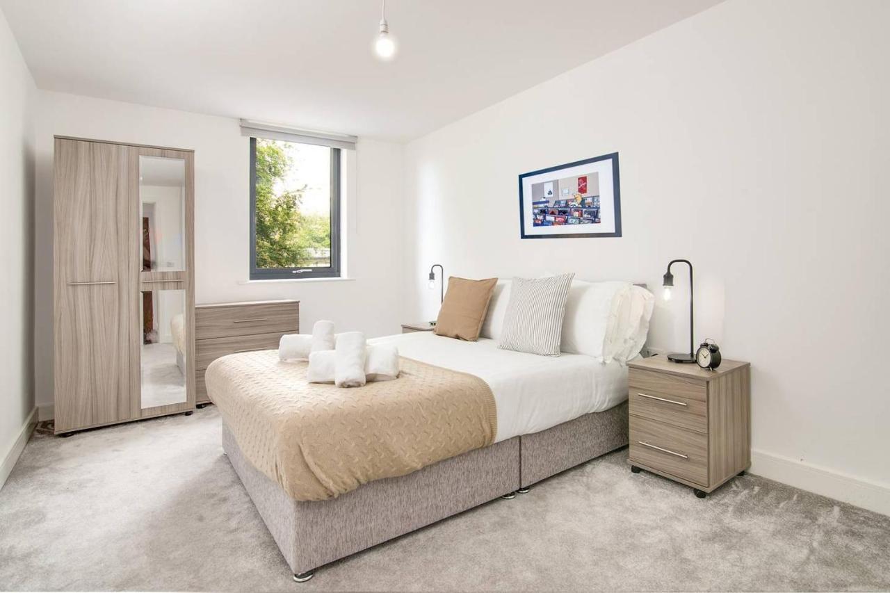 Luxe Modern By Your Perfect Short Lets Apartment