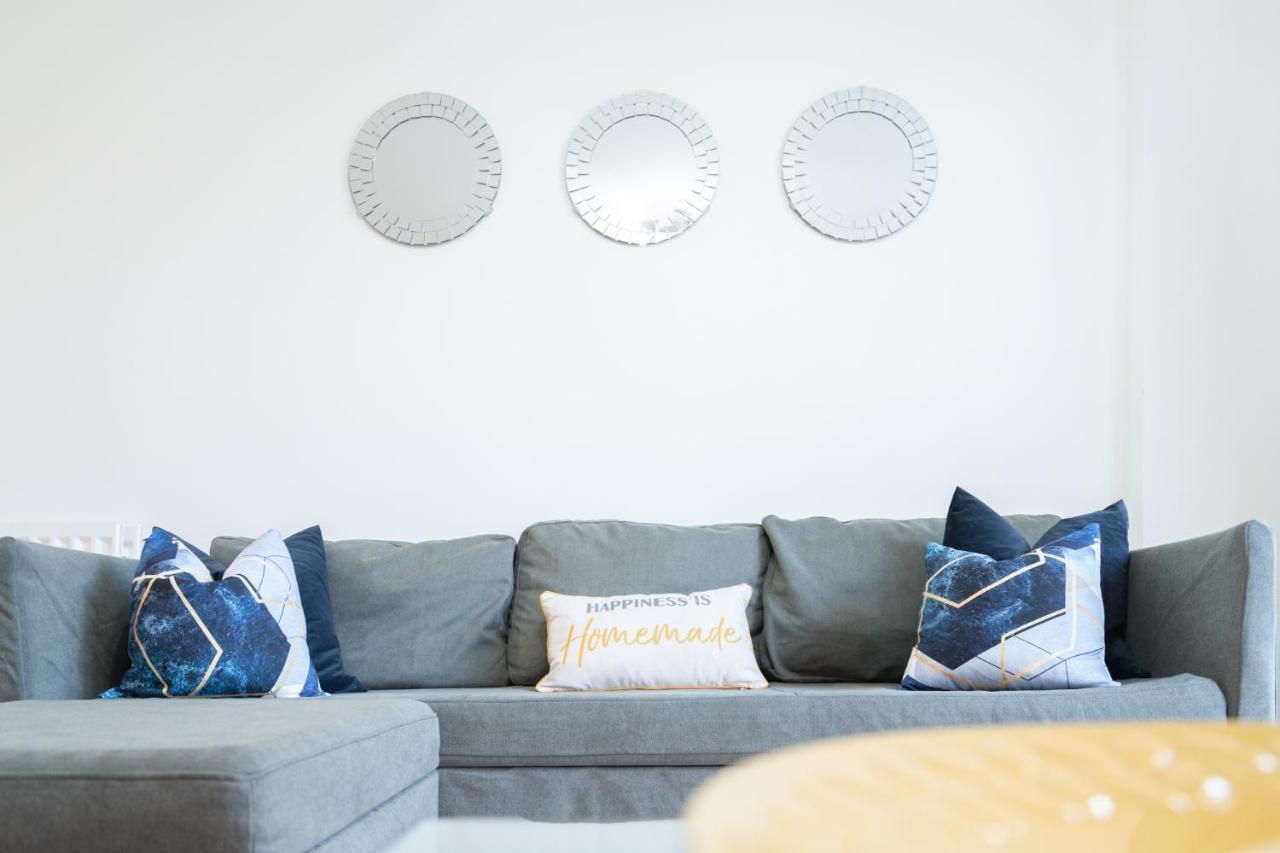 Modern Apartment- Birmingham- Broad Street & Brindley Place- 10 Min Walk From Bullring, 02 Arena, New Street Station & Grand * Birmingham