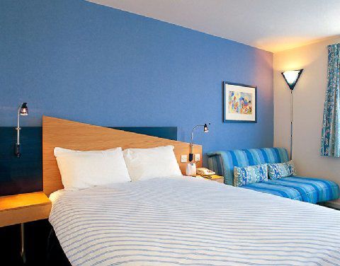 Express - Castle Bromwich, An Ihg Birmingham