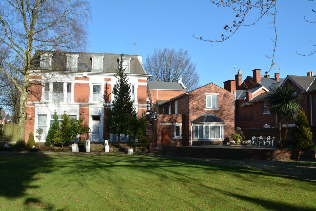 The Edgbaston Palace 3* Birmingham