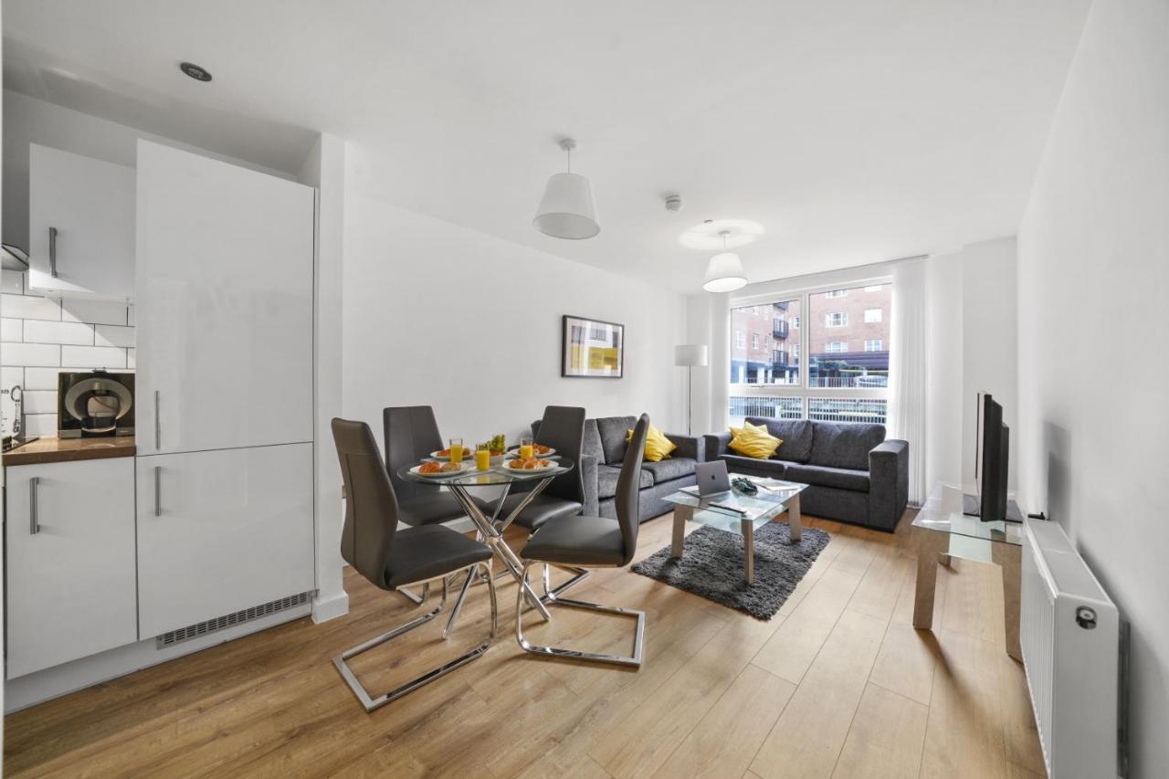 Onyx O2 Arena Brindley Place Broad Street Large Spacious 2* Birmingham