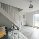 Stylish 2-Bed Home - For Company Contractor And Leisure Stays - Nec, Airport, Hs2, Contractors, Resort World