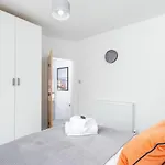 Beta House By Night Stay: Contractors Sleeps 9