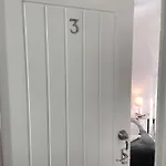 4 Bedroom 2 Bathroom Shared House - Near Bhx And Nec